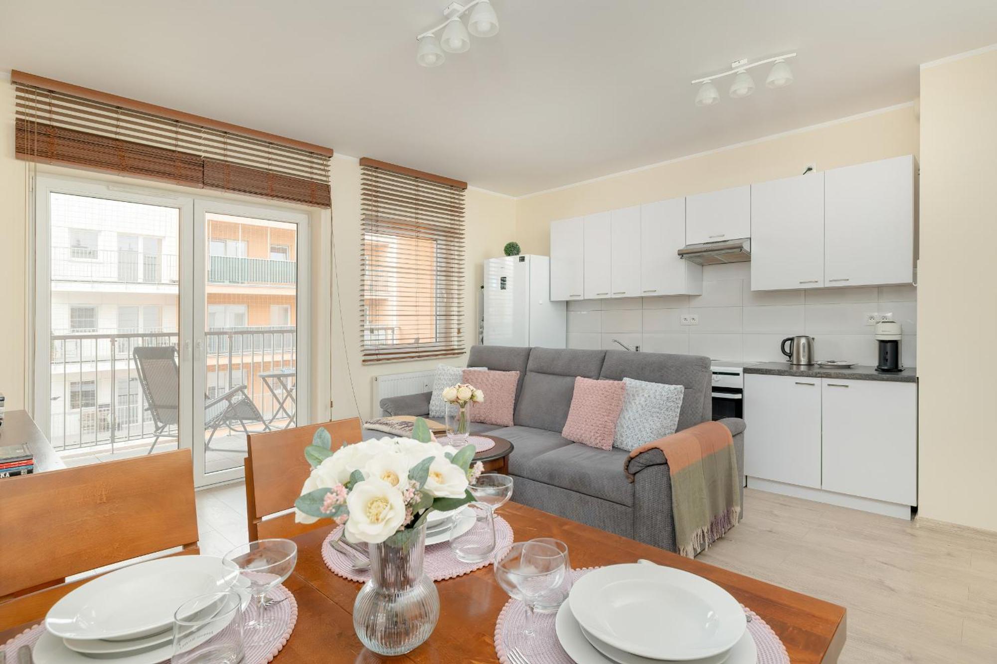 Wilczak Spacious With Free Garage By Renters